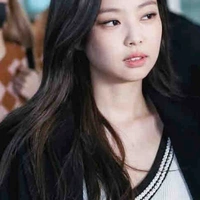 นีเวียร์