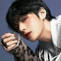 อาร์มิน>⁠.⁠<