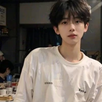 กีต้าร์👑(น้องเล็กสุด)