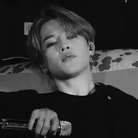 จีมิน[พระเอก]