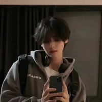 เอวา(นายเอก)