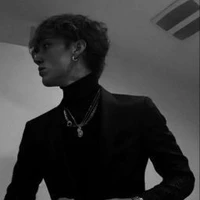 ชาลอต(เพื่อนพระเอก)