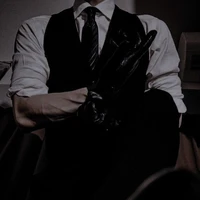เมฆ(ลุงนายเอก)