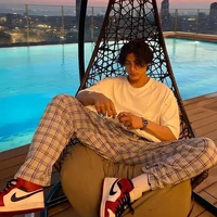 จัส