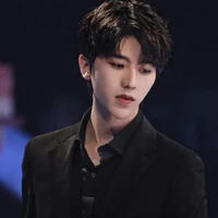เมคิน(พระเอก​)​