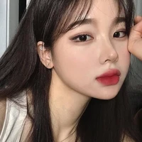 พลอยใส