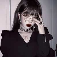 เอน่า:อีกร่าง(นักฆ่า)นางเอก