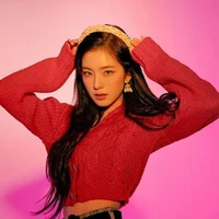 พลอย