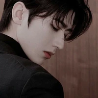 ธีร์(พ่อพ.อ🍷)