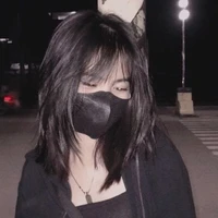 พลอย(เพื่อนบีม)