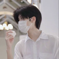 บลูม(พี่ชายนายเอก)