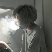 เธียร์(นายเอก)