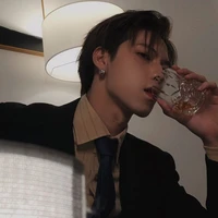 องค์รัชทายาท(มาเอล)