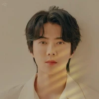 se-hun. Imperial guard