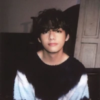Taehyung (past/ 17 years)