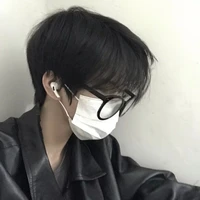 เวย์🦋(ใส่แว่น)