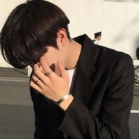 ฟิล์ม์//พระเอก