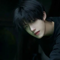 คริศ(เพื่อนพอ.+พี่ชายราเทนร์)