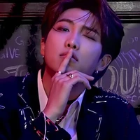 แบ็งค์//เพื่อนพอ.