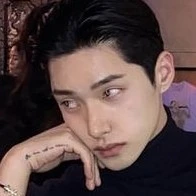 อีธาร : พระเอก
