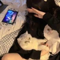 มิ้น(น้องสาวนายเอก+แฟนโต้ง)