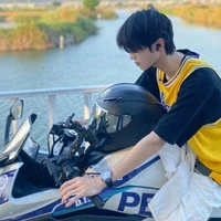 กาว/พอ7