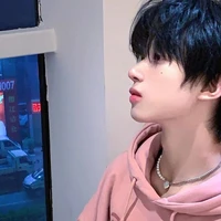 มิเชลล์(นายเอก)