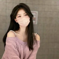 มิ้น(นางเอก)