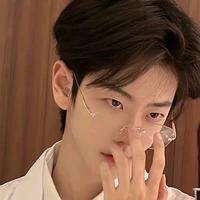 เฉียนเหมิน(พ่อพระเอก)