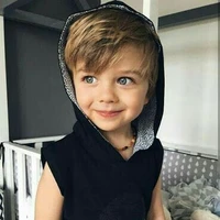 Tomás