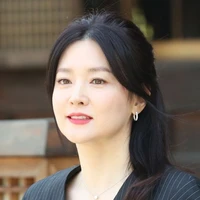 Senhora Hwang
