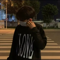 ม่อน(นายเอก)