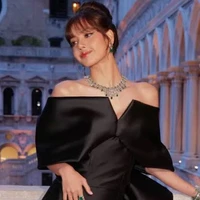 Katharina Galenka|Momy