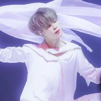 王素(วั่งซู)