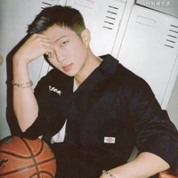 刘洋(หลิวหยาง)