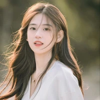 แพรวา(รุ่นพี่นางเอก)