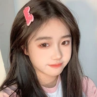 เบส(นางเอก)