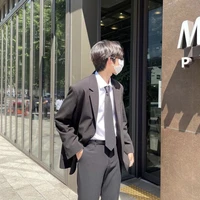 ภพ(นักเรียนฮอตประจำโรงเรียน+เพื่อนบาส)