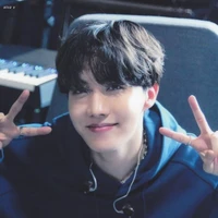 𝄞J-hope𝄞