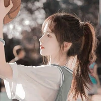 ลูกไม้👑