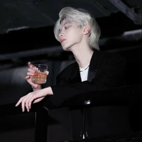 คิน(พระเอก)