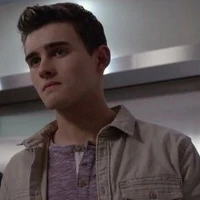 Corey Bryant (ÔMEGA)