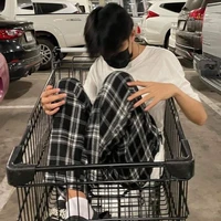 โมส(พี่นายเอก)