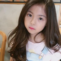 ไพลิน(ตอนเด็ก)