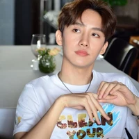 สกาย
