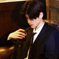 คริสตัล(อาจารย์)