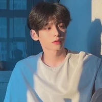 วิน. พระเอก