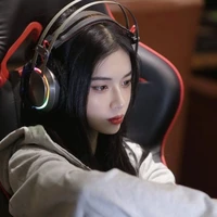 โบว์ ( เพื่อนนายเอก )