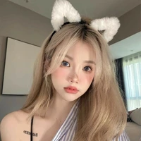 ซีต้า ( เพื่อนร่วมห้อง )