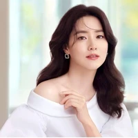 ราเชล(แม่ น.อ.)